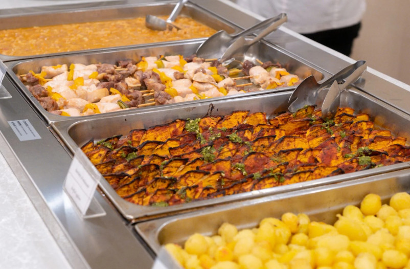 media.Buffet-2